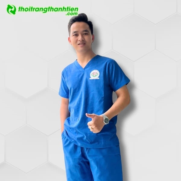mau-ao-dong-phuc-spa
